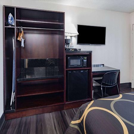 Super 8 By Wyndham San Diego Hotel Circle Eksteriør bilde