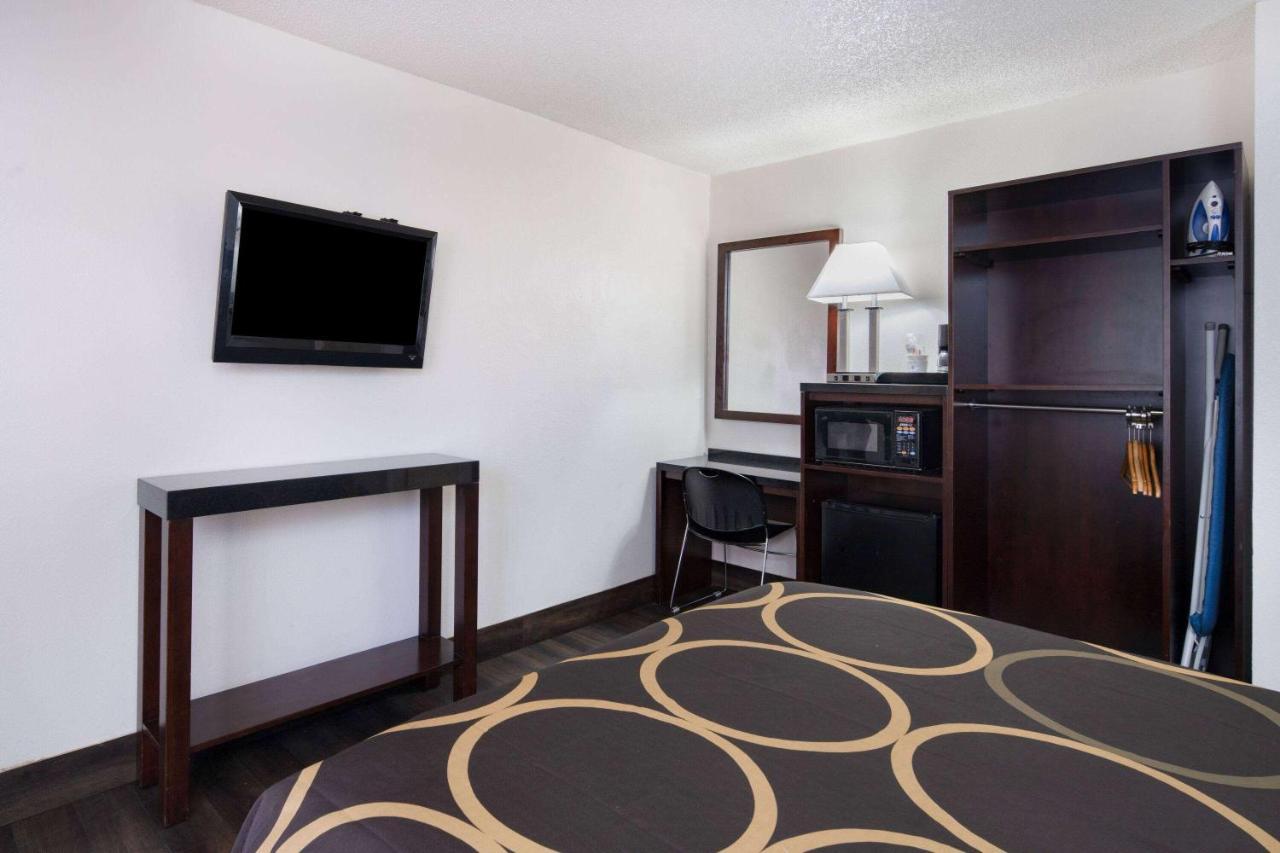 Super 8 By Wyndham San Diego Hotel Circle Eksteriør bilde